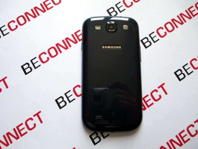 Задняя панель китайского Samsung Galaxy S3 (W3000)